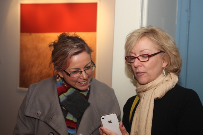Artist Kelly Castro with WC Professor Heather Harvey discussing the iPhone as art medium. 