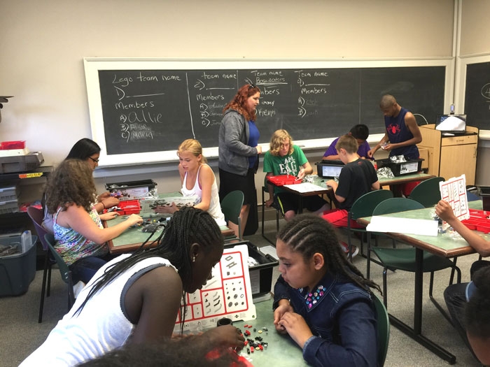 Horizons middle schoolers at work on their robotics project in a classroom of William Smith Hall on the Washington College campus.